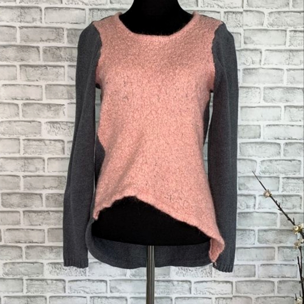 XS SUNDANCE WOOL & MOHAIR ASYMETRICAL BLUSH PINK & GREY SWEATER
